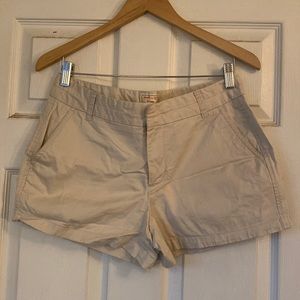 Gap khaki shorts